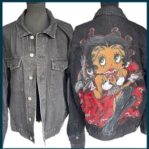 Original Urban Heritage Hand Painted Oversized Betty Boop Jean Jacket (M/L)